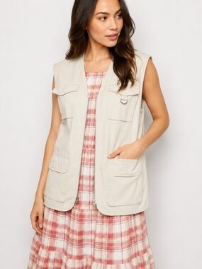 New Look Sleeveless Utility Jacket in Light Beige